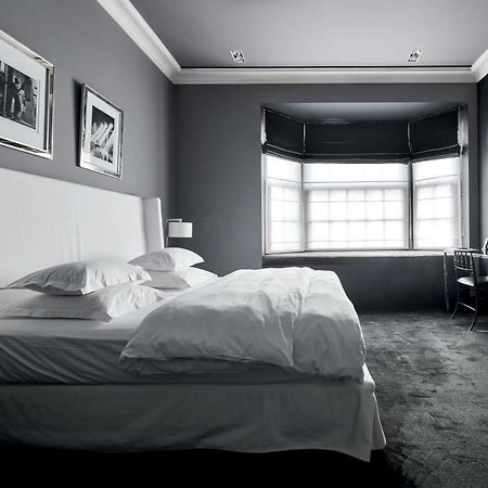 Hotel Odette En Ville Иксель Экстерьер фото