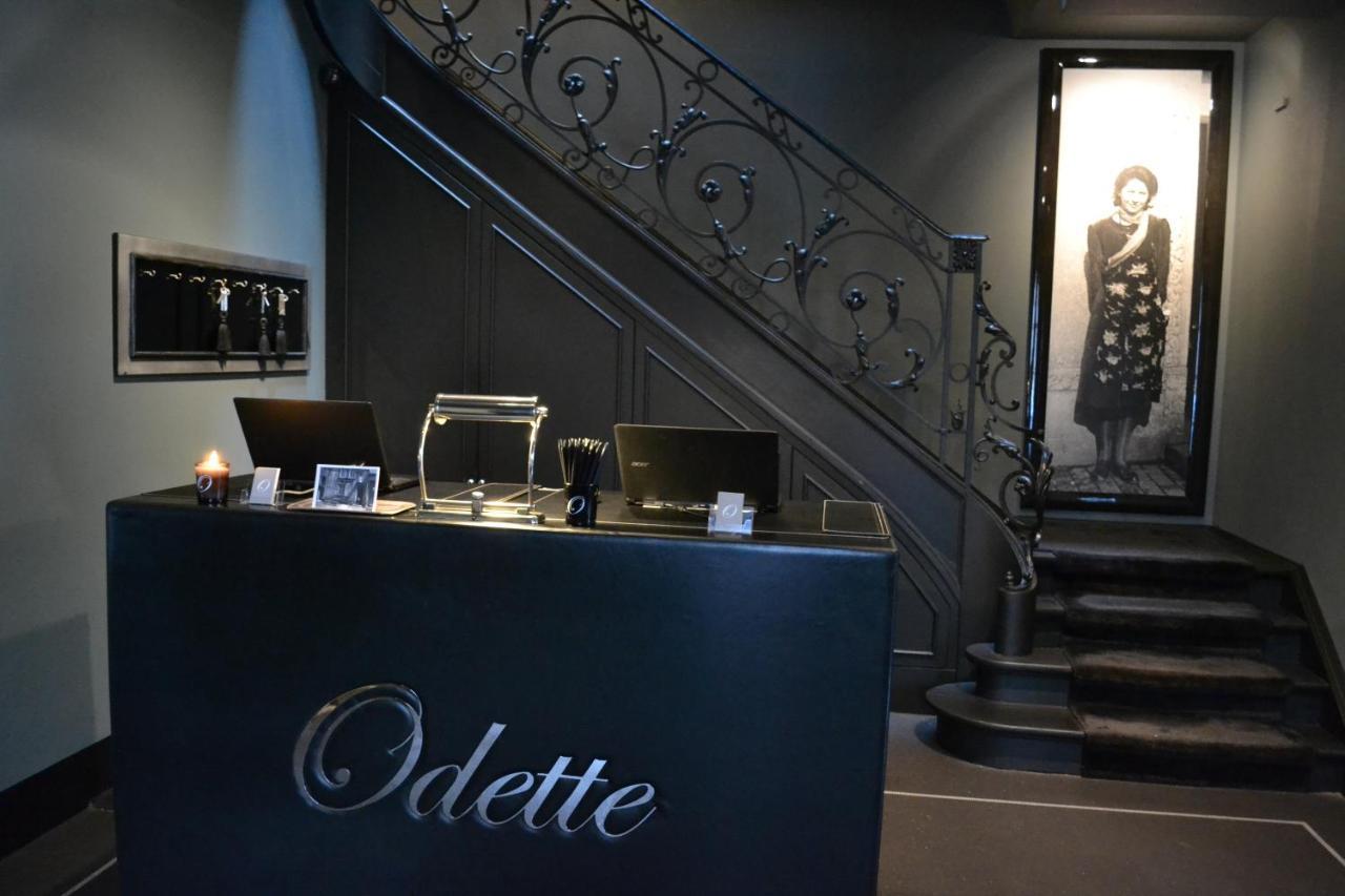 Hotel Odette En Ville Иксель Экстерьер фото