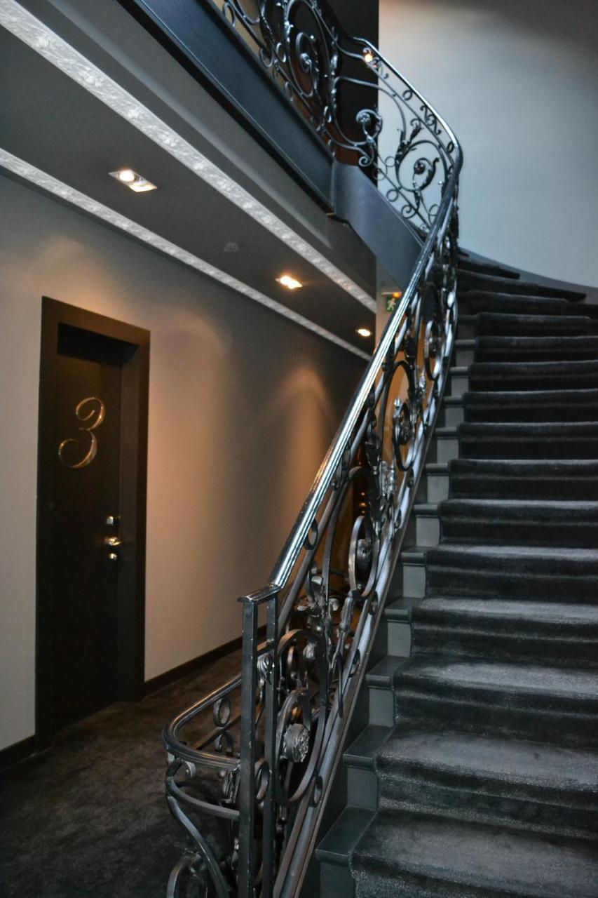 Hotel Odette En Ville Иксель Экстерьер фото