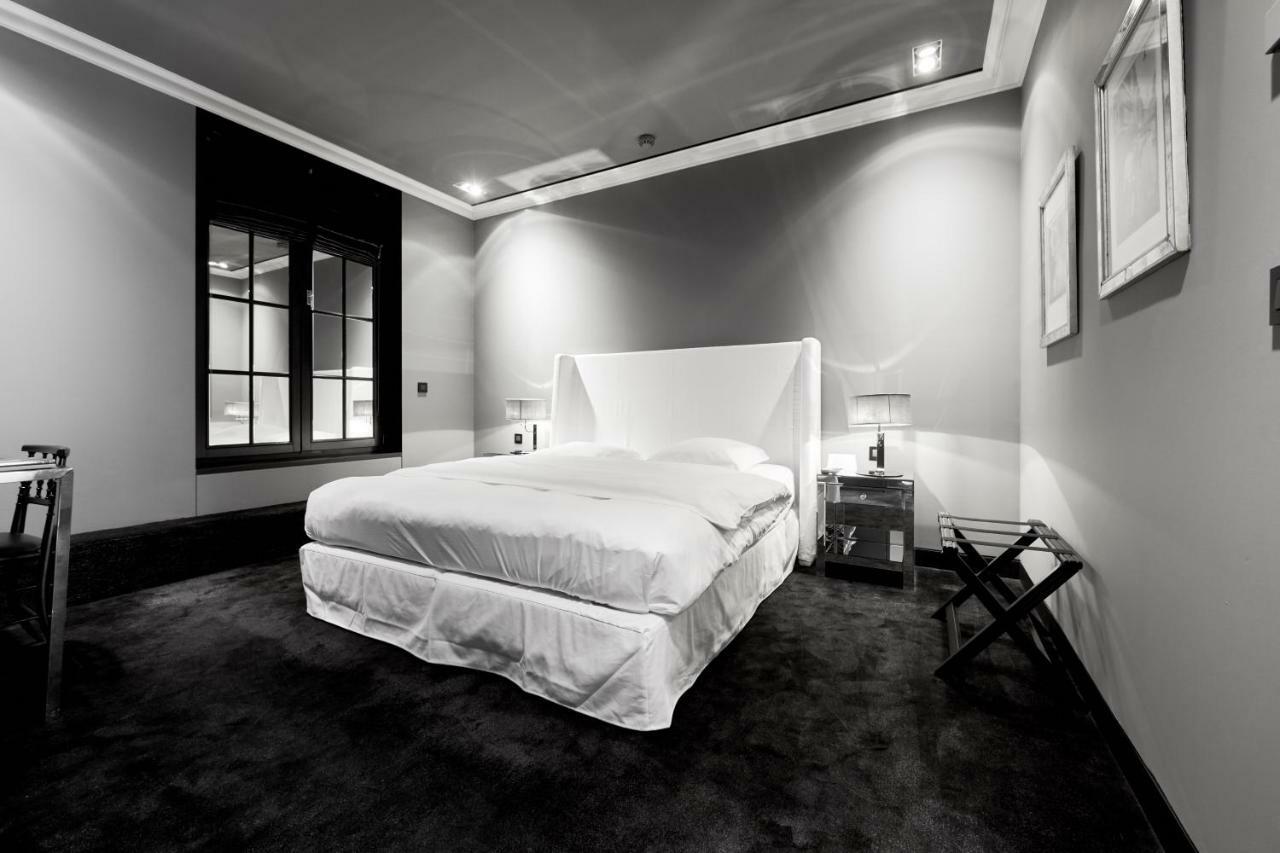 Hotel Odette En Ville Иксель Экстерьер фото