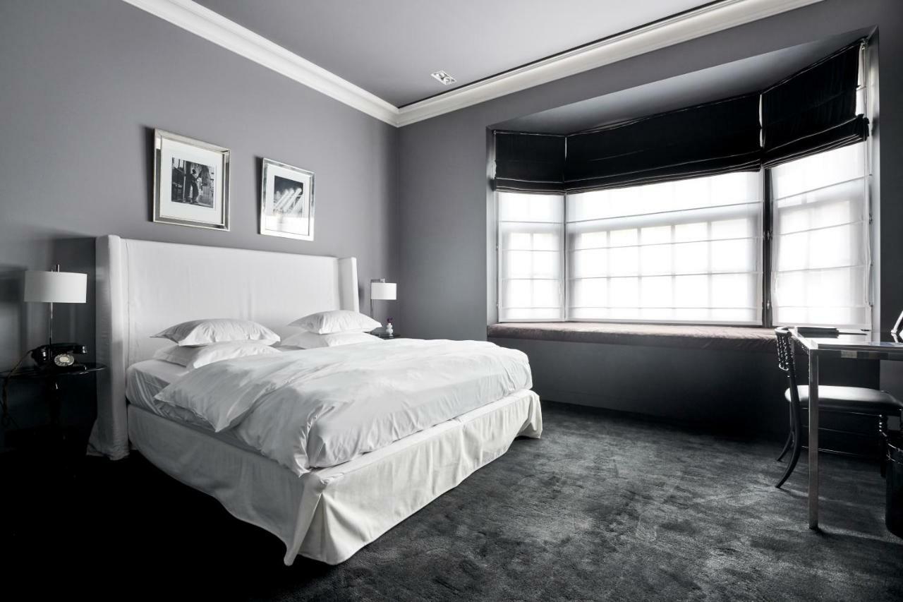 Hotel Odette En Ville Иксель Экстерьер фото