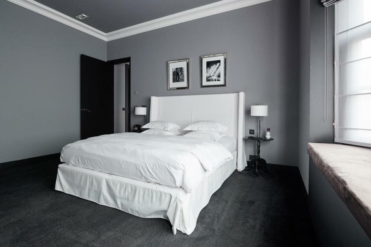 Hotel Odette En Ville Иксель Экстерьер фото