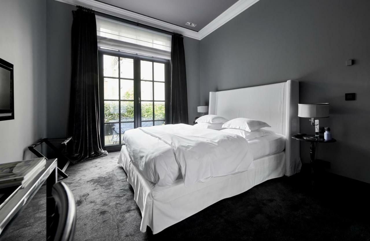 Hotel Odette En Ville Иксель Экстерьер фото