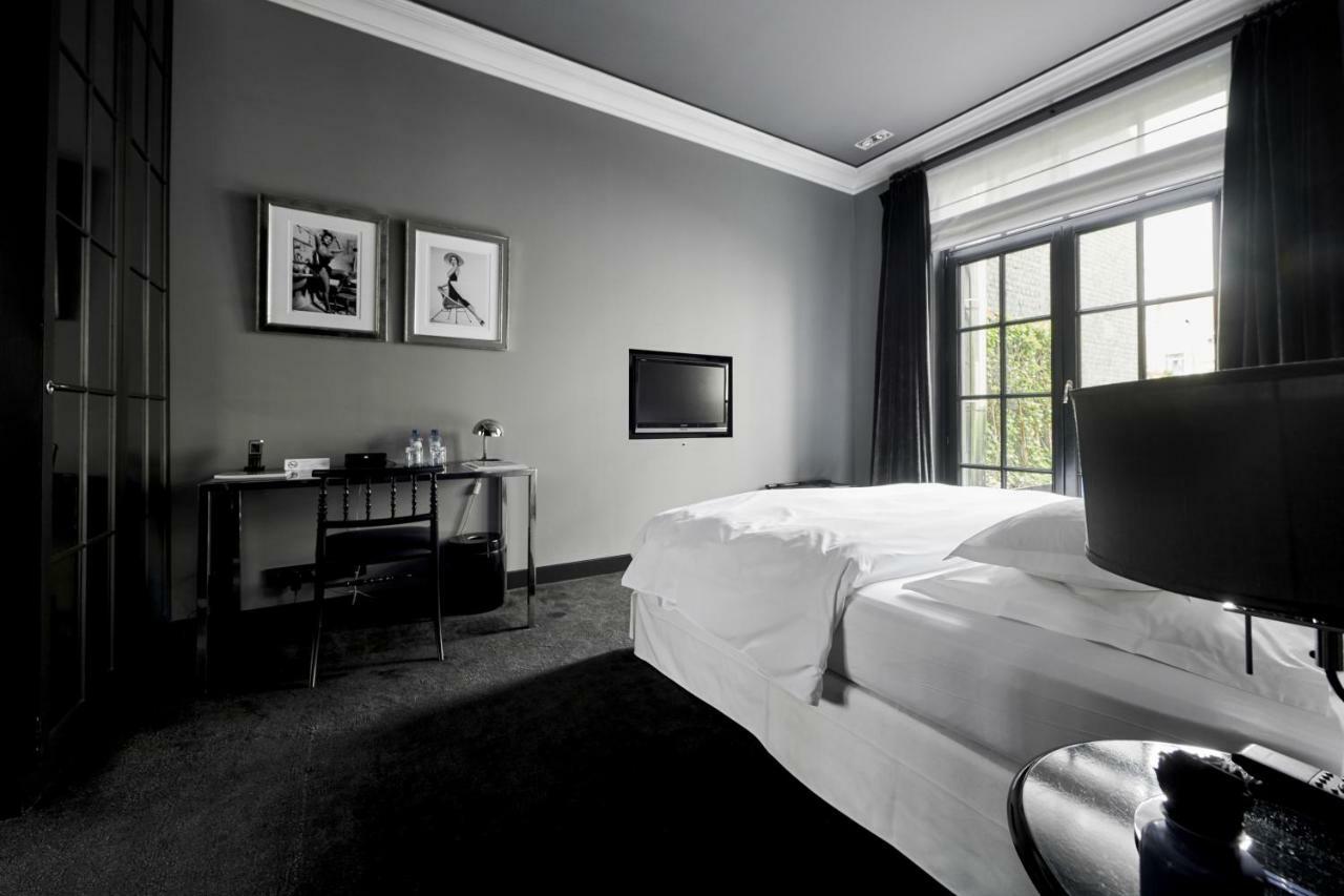 Hotel Odette En Ville Иксель Экстерьер фото